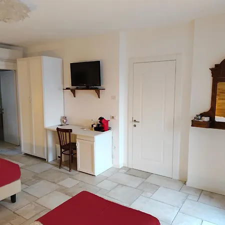 Πανσιόν Casa Cascata
